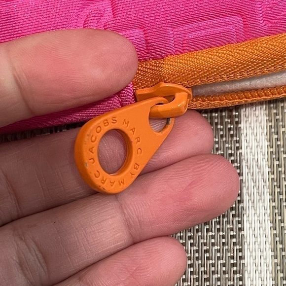 Marc Jacobs pink orange Nylon Embroidered Letter iPad Cover Case (C1) - Picture 5 of 7